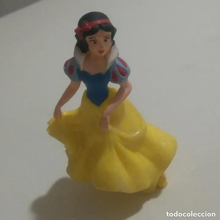 FIGURA princesa GOMA PVC BLANCANIEVES enanitos DISNEY muñeca BULLYLAND snow white