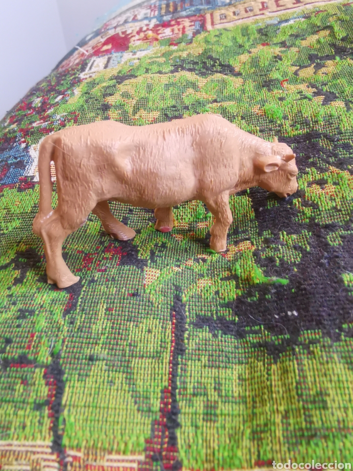 Figura ver buey o ternera de plástico duro para Belén o nacimiento