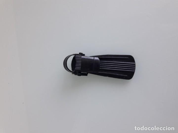 ACTION MAN - ACCESORIO ORIGINAL FIGURA DE ACCIÓN - ALETA DE BUZO DE PLÁSTICO NEGRO