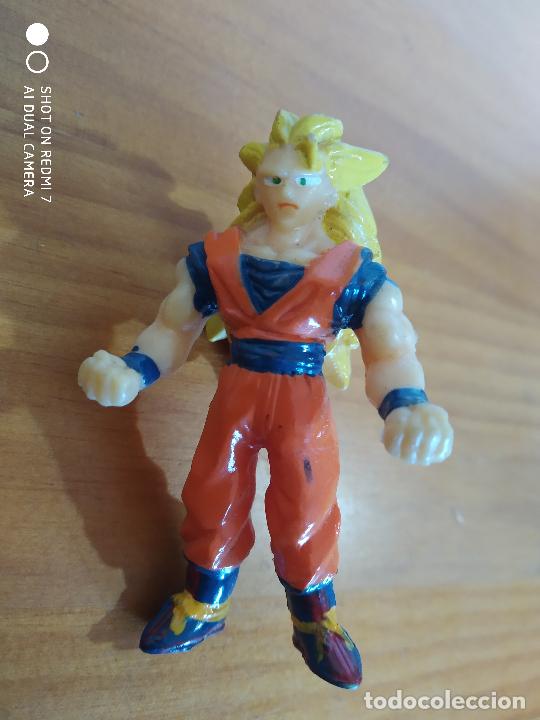 FIGURA DRAGON BALL AB TOYS O SIMILAR - GOKU SUPER SAIYAN 3 - 6 CM (8Ñ)