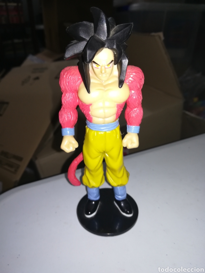 FIGURA DE PVC AÑOS 90 BOLA DE DRAGON GOKU