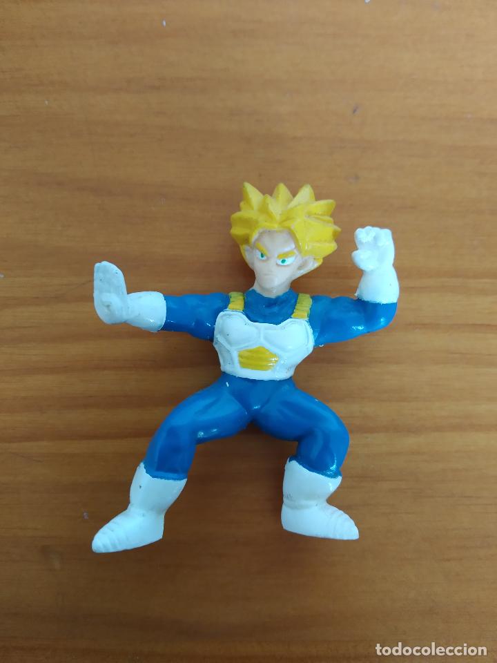 FIGURA DRAGON BALL AB TOYS - TRUNKS SUPER SAIYAN - BS / S.T.A. - 5 CM (GZ)