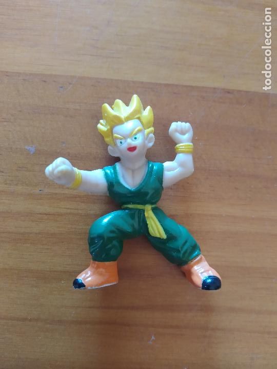 FIGURA DRAGON BALL AB TOYS - TRUNKS NIÑO SUPER SAIYAN - BS / S.T.A. - 5 CM (8Ñ)