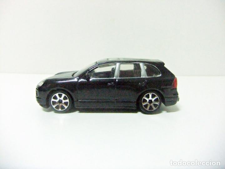 PORSCHE CAYENNE TURBO - BURAGO BBURAGO STREET FIRE ESCALA 1:43 - COCHE NEGRO BLACK TOY CAR JUGUETE