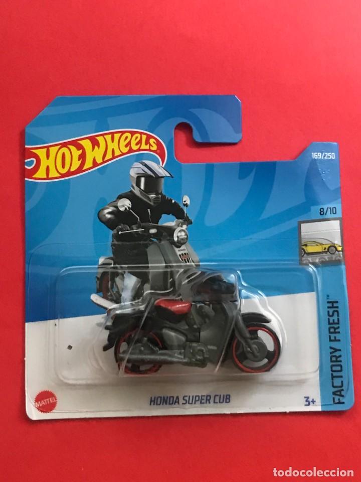 HOT WHEELS 2022 169/250 - HONDA SUPER CUB MOTO FACTORY FRESH - NUEVO EN BLISTER - ESCALA 1:64