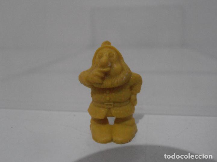 FIGURA DUNKIN, DISNEY, COCA-COLA, ENANITO MOCOSO, BLANCANIEVES