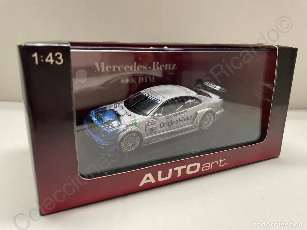 Coche de competición DTM MERCEDES BENZ CLK #15 / Christijan Albers - Año 2001 (Escala 1:43) AutoArt