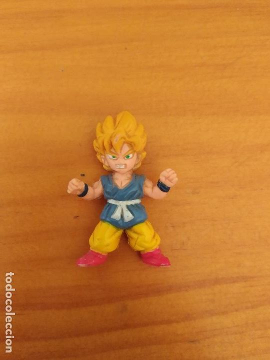 FIGURA DRAGON BALL AB TOYS O SIMILAR - GOKU SUPER SAIYAN GT - 3,5 CM (GZ)