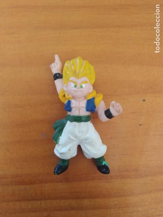 FIGURA DRAGON BALL AB TOYS - GOTENKS SUPER SAIYAN - B.S. / S.T.A. - 4,5 CM (097B)