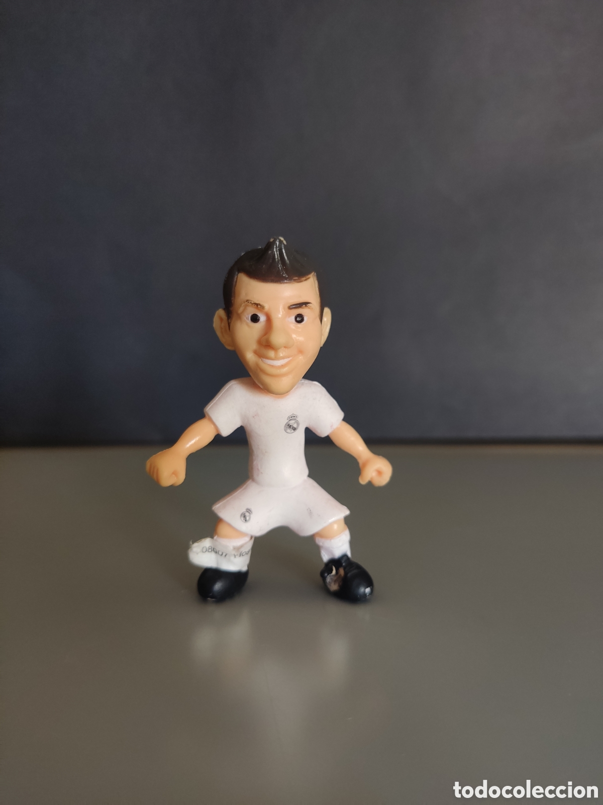 FIGURA PVC REAL MADRID XAVI ALONSO YOLANDA COMANSI