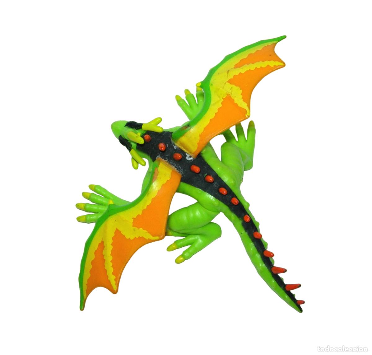 Figura de goma Jungle Dragon de Invizimals IMC Toys