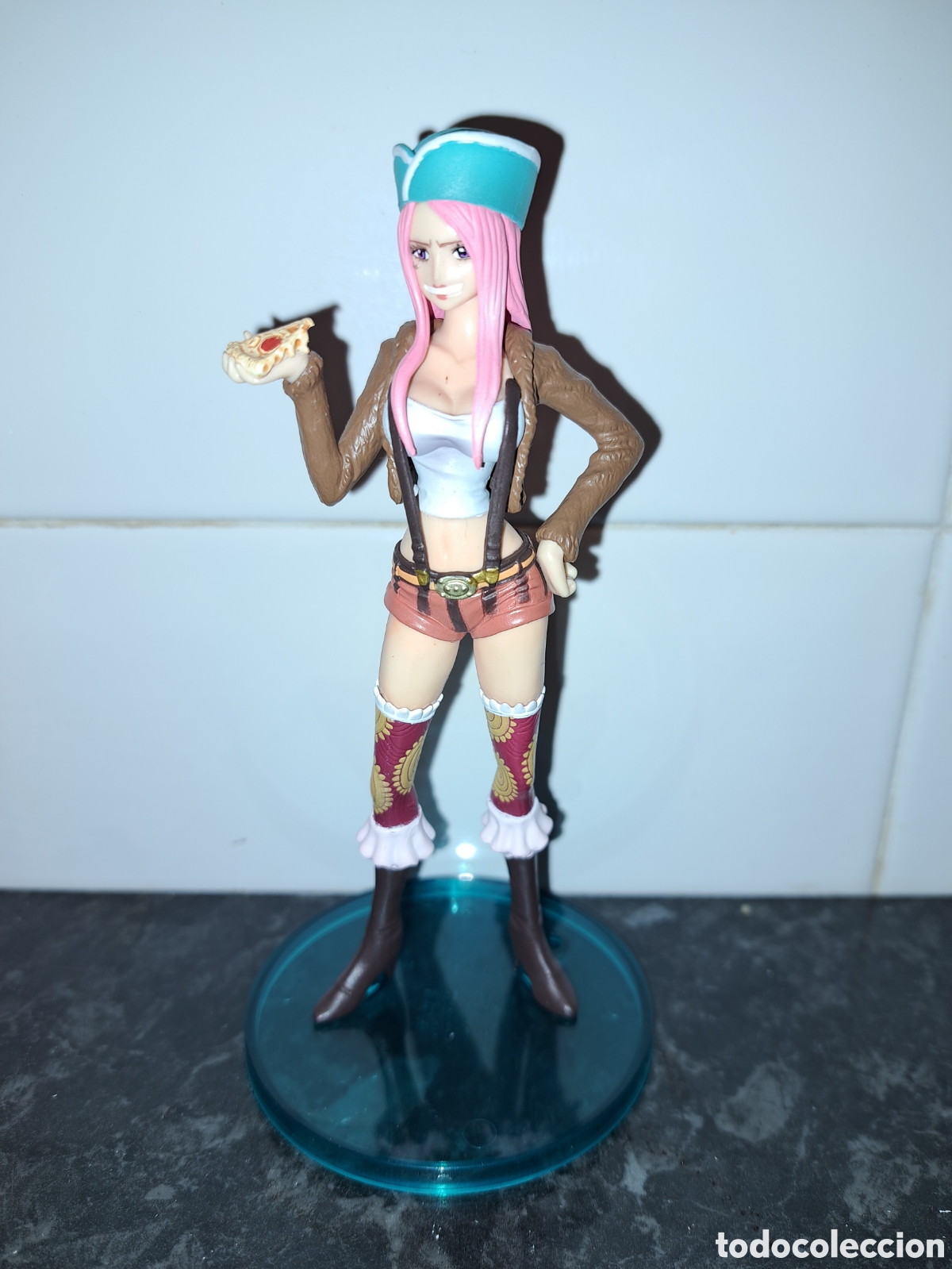 FIGURA DE JEWELRY BONNEY DE LA SERIE DE MANGA ONE PIECE BANDAI