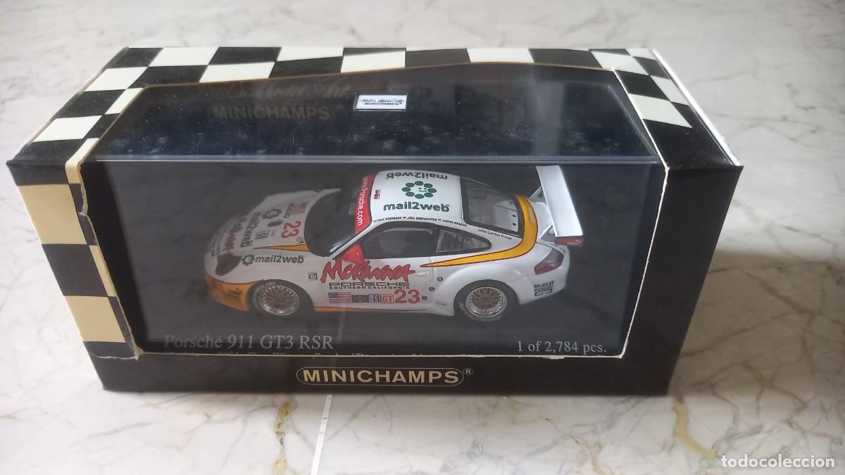 Porsche 911 GT3 RSR a 1/43 Minichamps