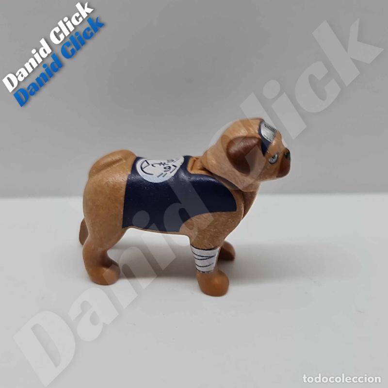PLAYMOBIL PERRO NARUTO PAKKUN PUG