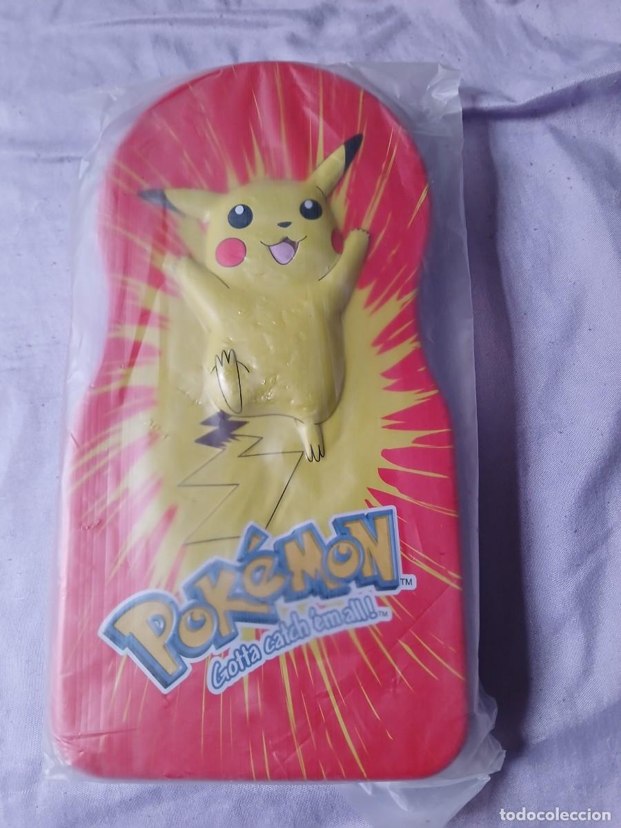 Antiguo plumier de hojalata, estuche de Pokémon - Nintendo. Año 2000. Nuevo a estrenar. Pikachu