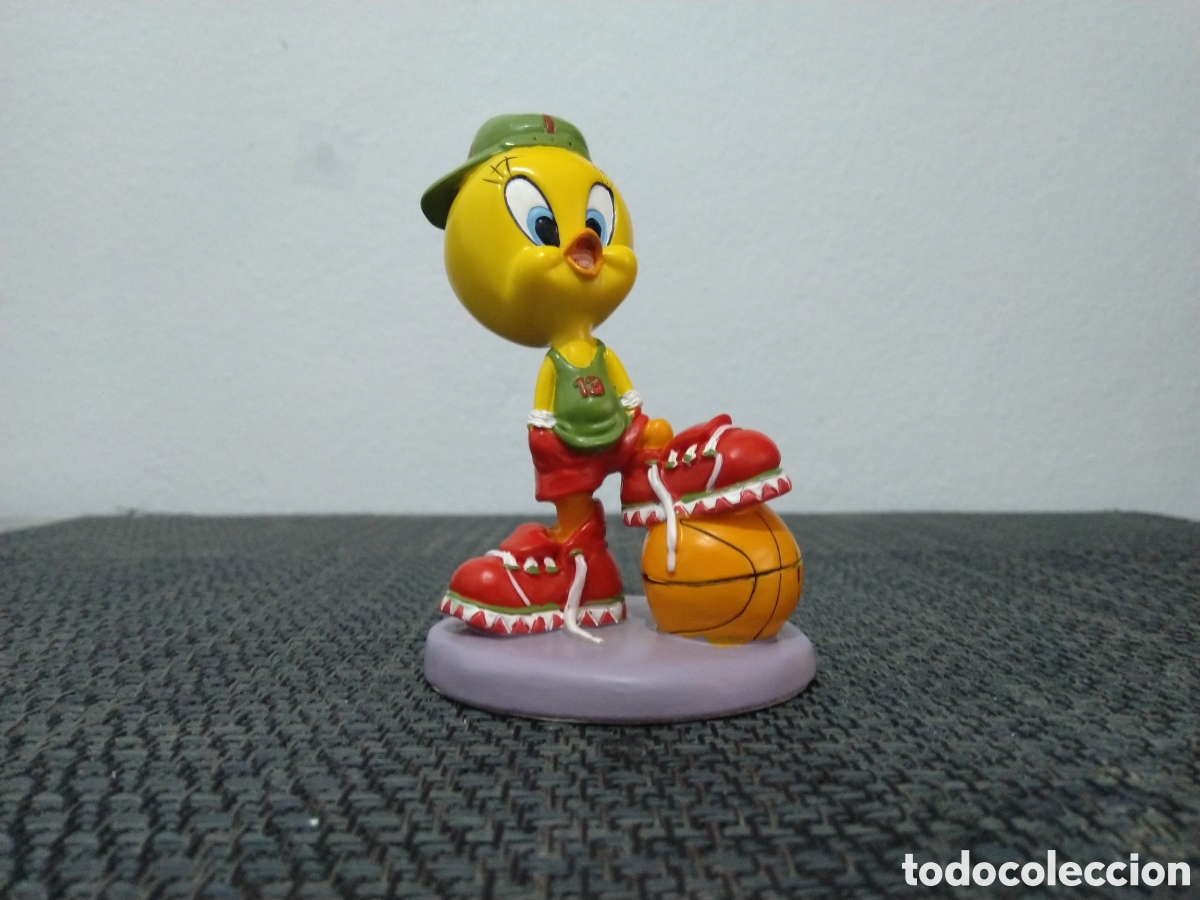 FIGURA RESINA TWEETY PIOLIN WARNER BROSS 8CM BALONCESTO BASKETBALL