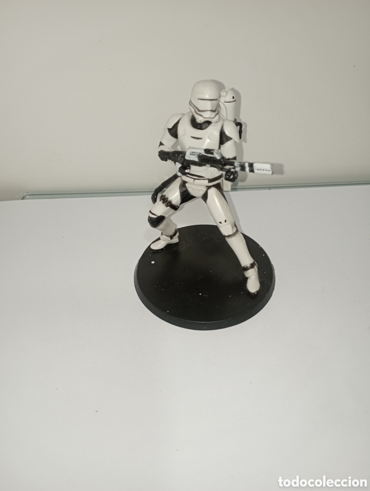 WALT DISNEY FIGURA DE PVC SOLDADO IMPERIAL STORMTROOPER STAR WARS
