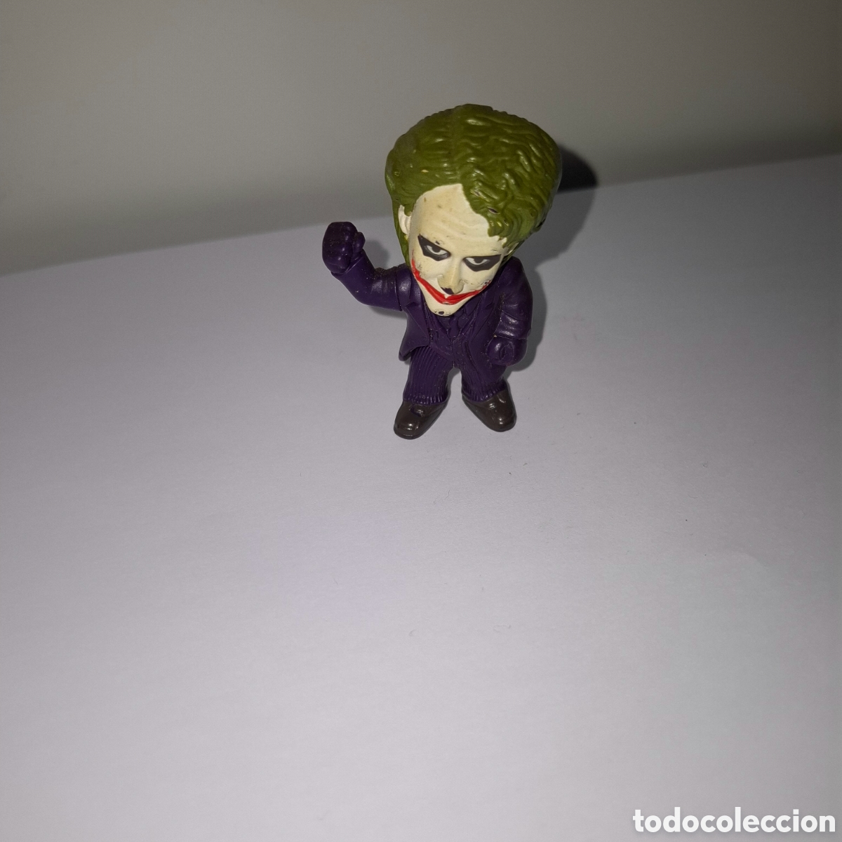 FIGURA PROMOCIONAL NESTLE JOKER VILLANO DE BATMAN DC COMIC