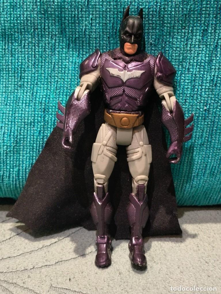 FIGURA ARTICULADA BATMAN DC COMICS THE DARK KNIGHT