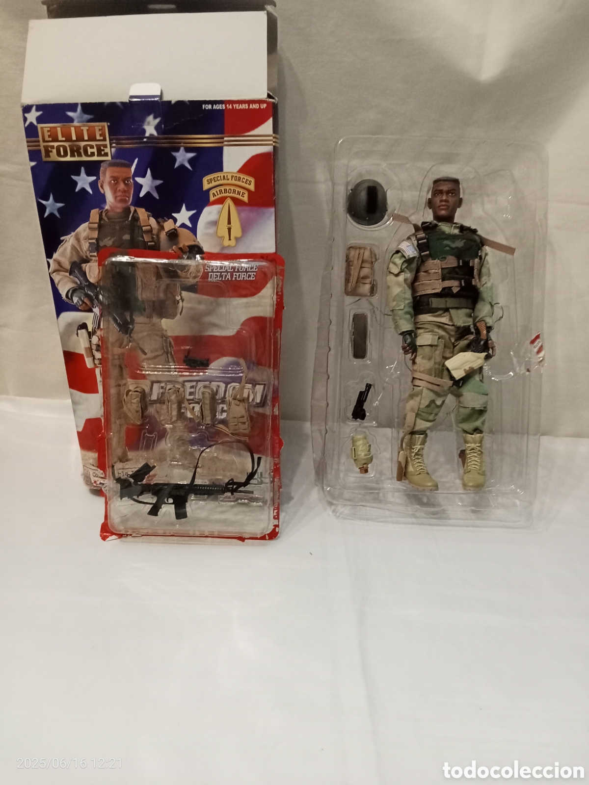 FIGURA ACCIÓN BLUE BOX TOYS ÉLITE FORCE 2002 ESCALA 1/6 EJERCITO ESTADOUNIDENSE AFROAMERICANO