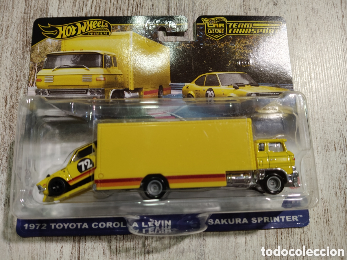 HOT WHEELS TEAM TRANSPORT 1972 TOYOTA COROLLA LEVIN. COCHE COLECCION 1/64 TEAM TRANSPORT 2025.