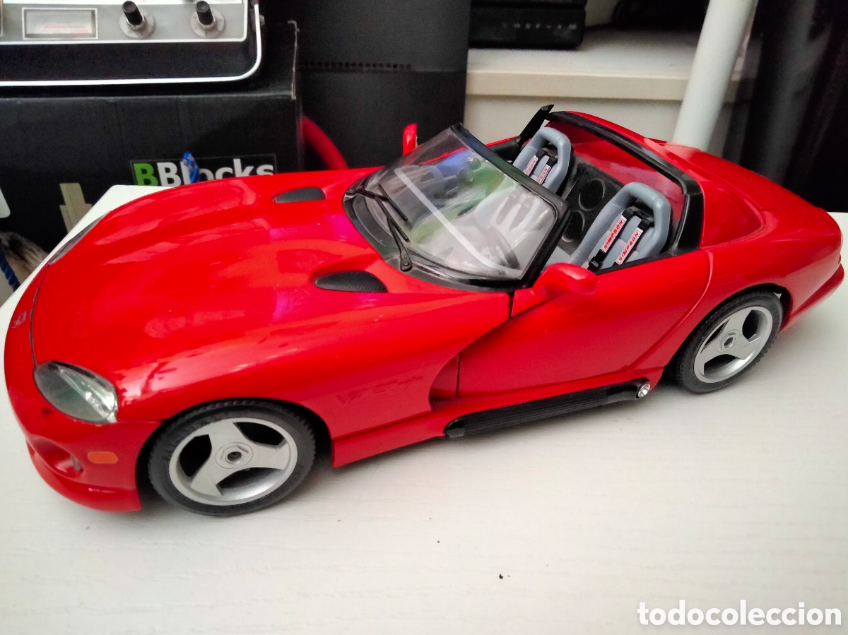 Bburago 1/18 Dodge Viper rt/10