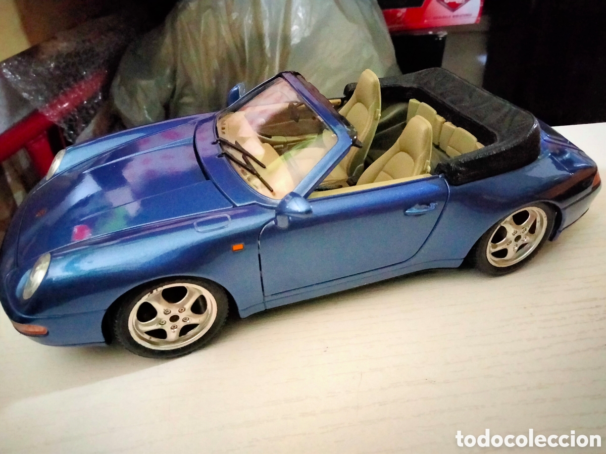 Bburago 1/18 Porsche 911 carrera de 1993