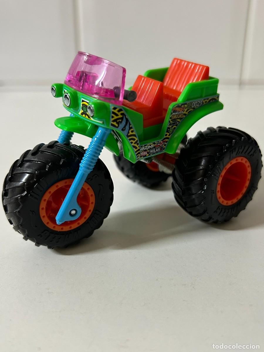 Hot Wheels Monster Trucks TUK N ROLL 1:64
