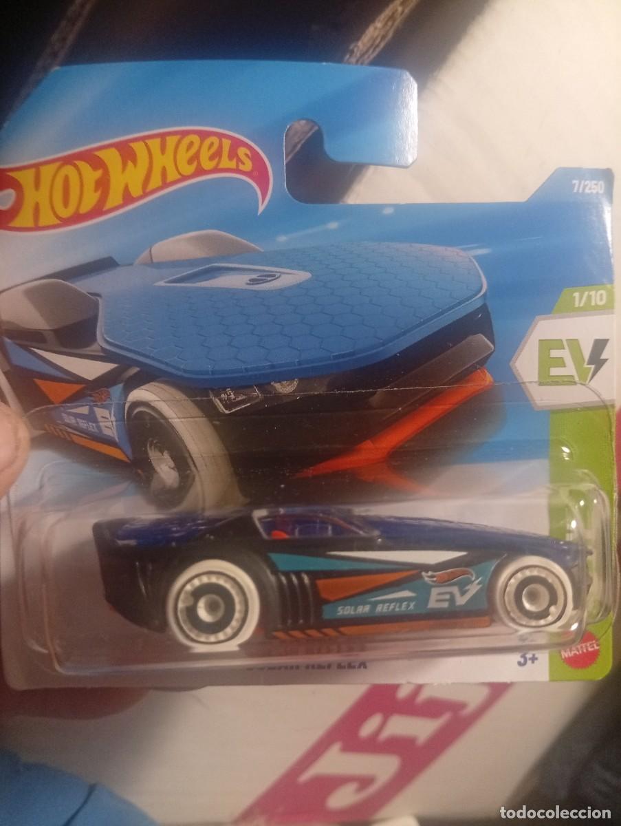 Coche Hot wheels......
