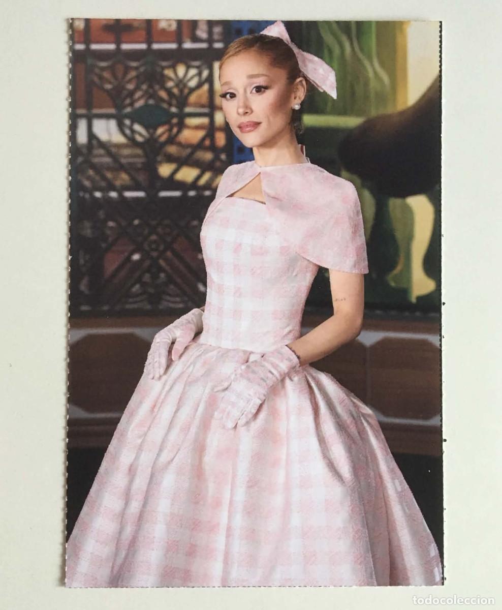 Ariana Grande Pink Gingham Retro Look Collectible Card Postcard - YouStar Magazine France Music