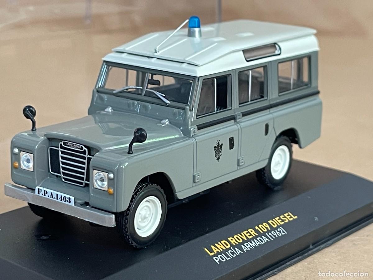 Coche LAND ROVER 109 Diesel Policía Armada (1962) 1:43 die-cast ixo metal car altaya fpa f.p.a.