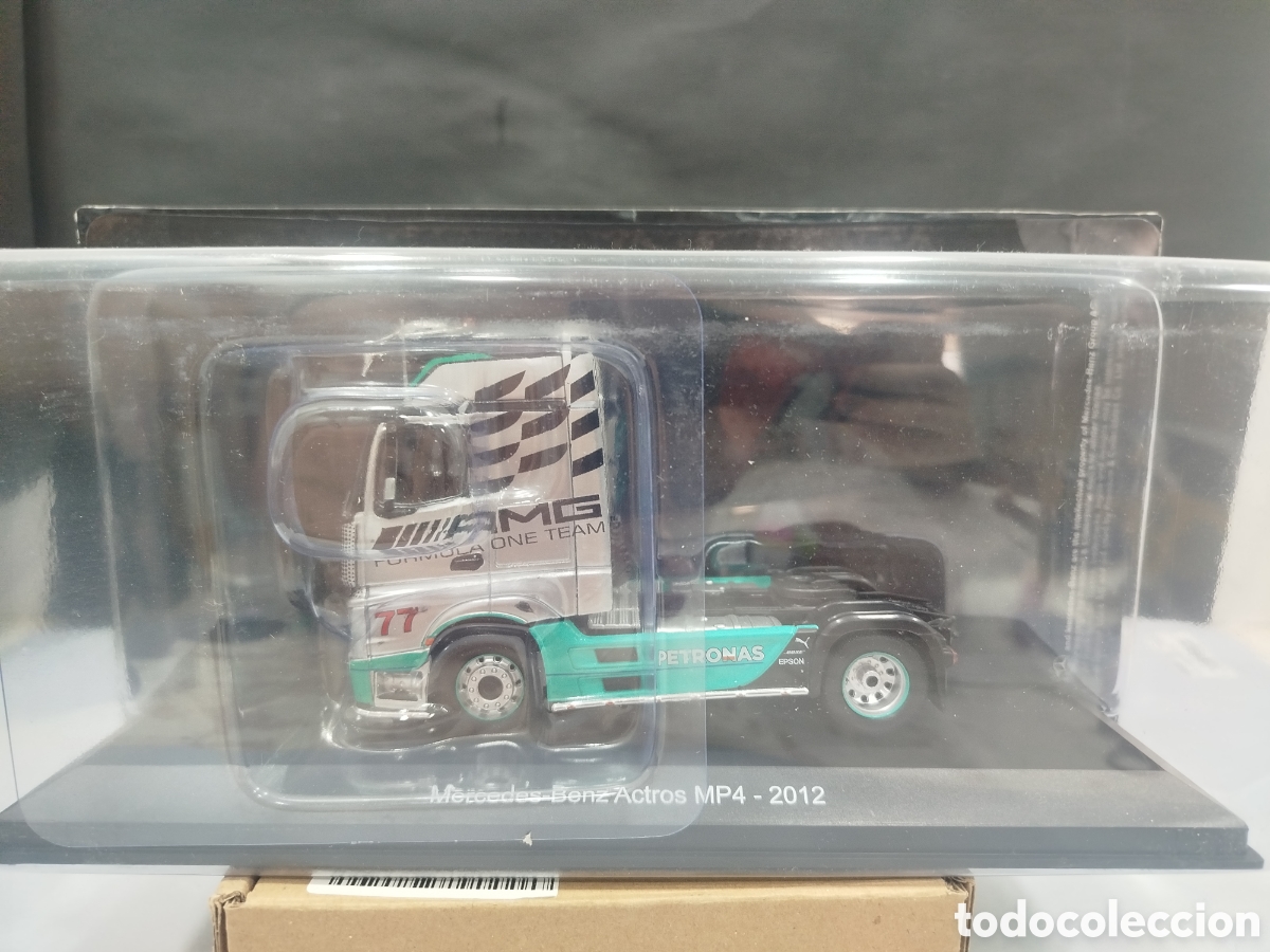 Camión Mercedes Benz Actros MP4 - 2012. Hachette