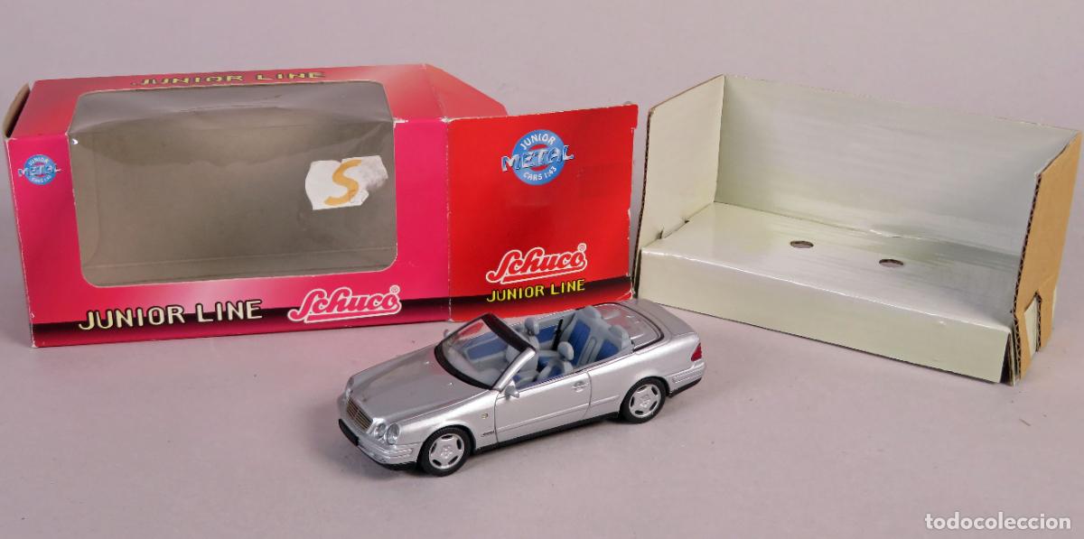 Mercedes Benz CLK Schuco Junior Line 1/43 color gris con caja