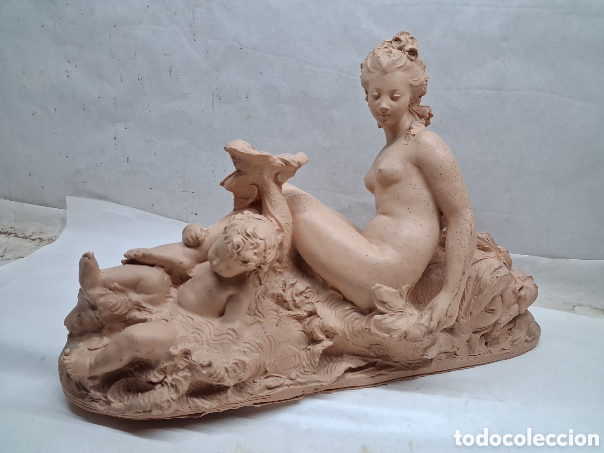 figura mitológica, resina imitación a terracota.