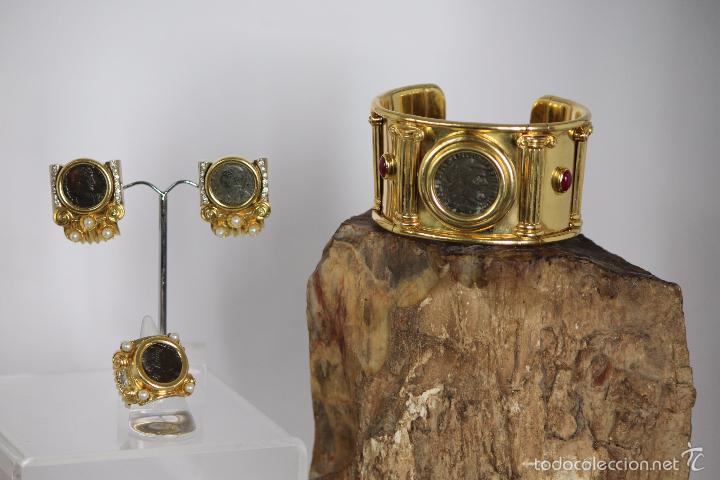 Pulsera pendientes y anillo en oro sólido