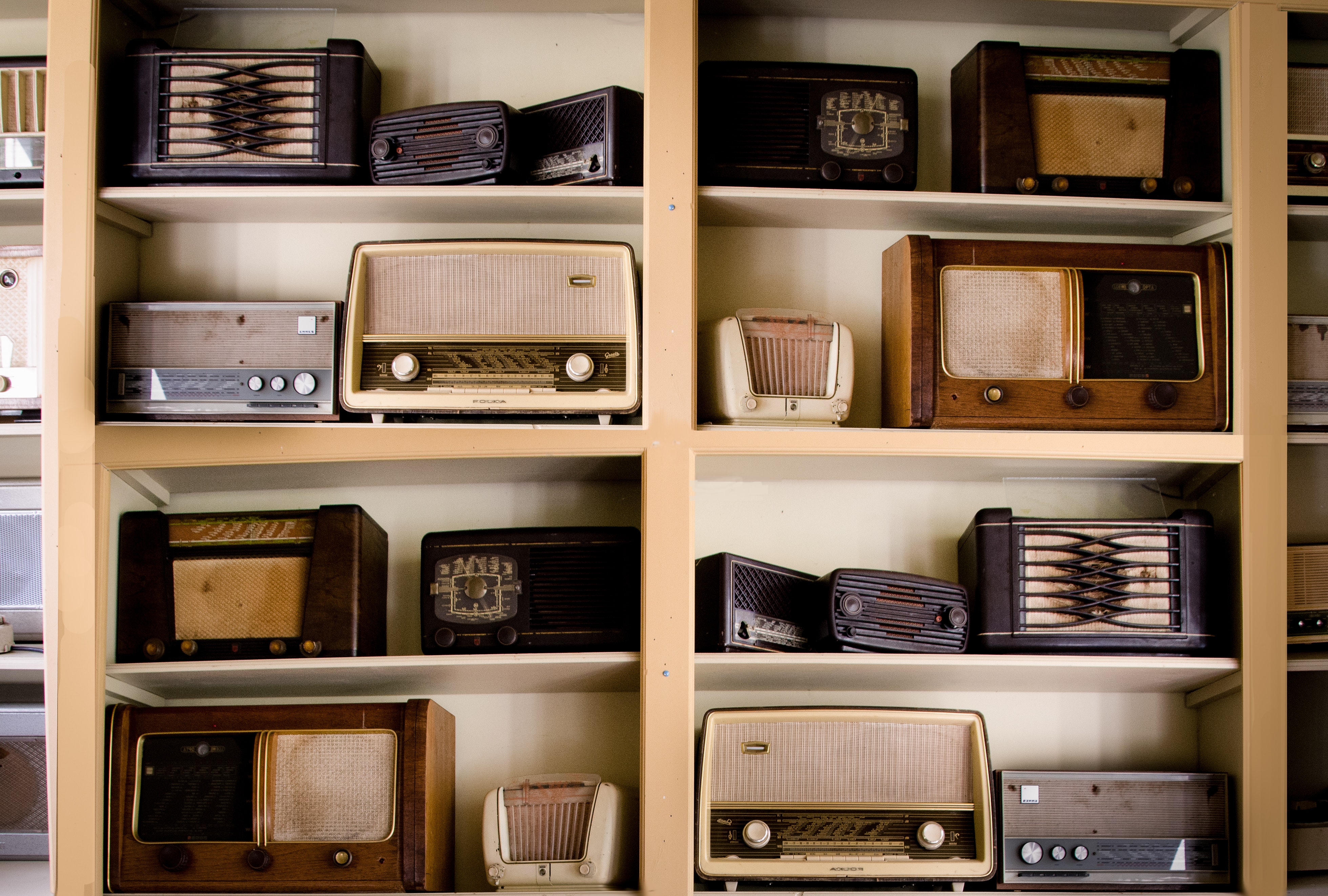 Radios de v&aacute;lvulas