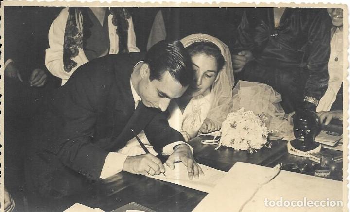 Firmar en una boda