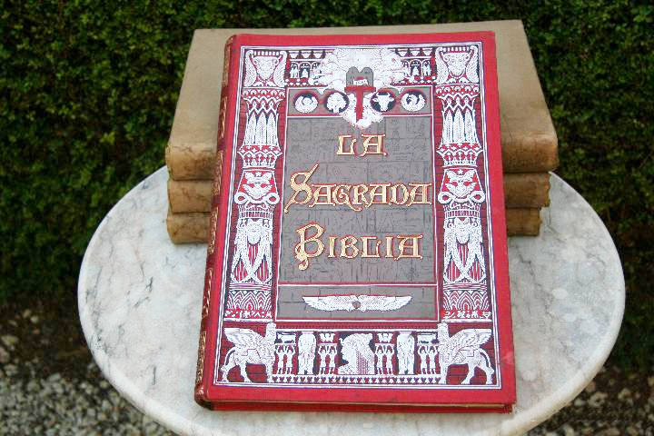 La Sagrada Biblia