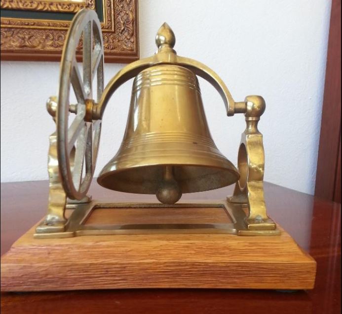 Campana de barco