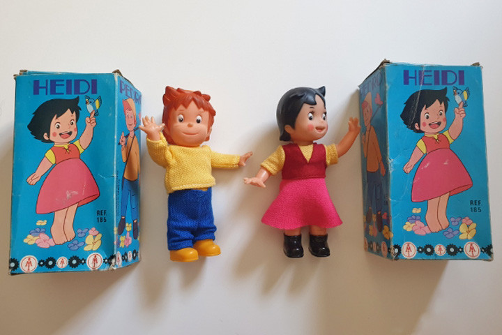 Mu&ntilde;ecos Heidi y Pedro.