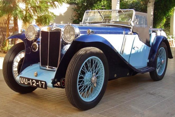 Coche antiguo 1934 MG PA