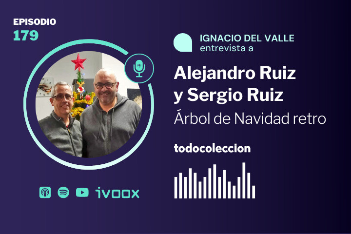 Alejandro Ruiz y Sergio Ruiz, &aacute;rbol de Navidad retro