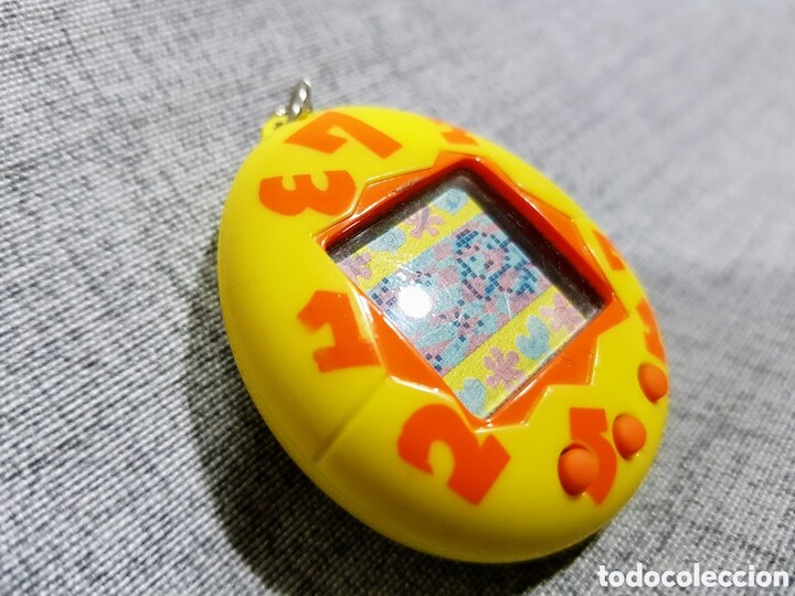 Tamagotchi: La Mascota virtual que nos quitó el sueño