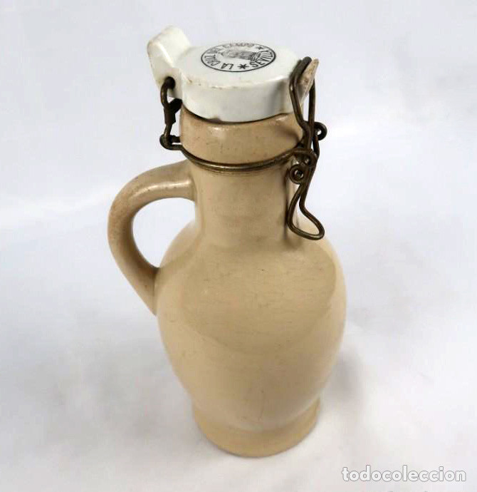 Botella de cerveza Cruz del Campo 1907.