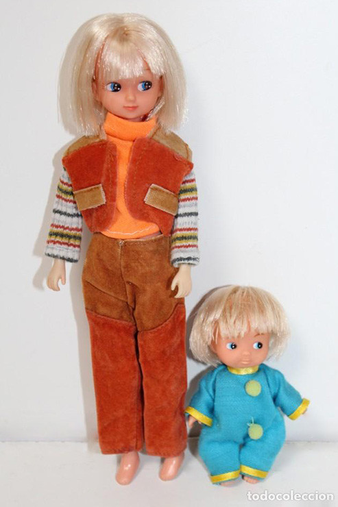 La muñeca Chabel y su hermanita