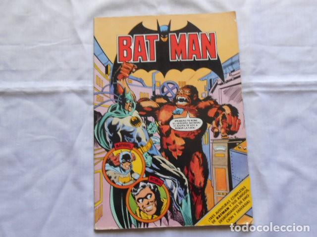 Tebeos: DOS LIBROS DE BAT--MAN DE BRUGUERA - Foto 1