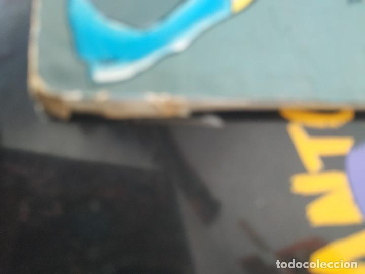 Tebeos: BATMAN GIGANTE 4 - Foto 4