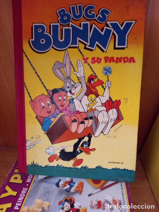 Tebeos: bugs bunny y su panda - IEB bruguera - Foto 1