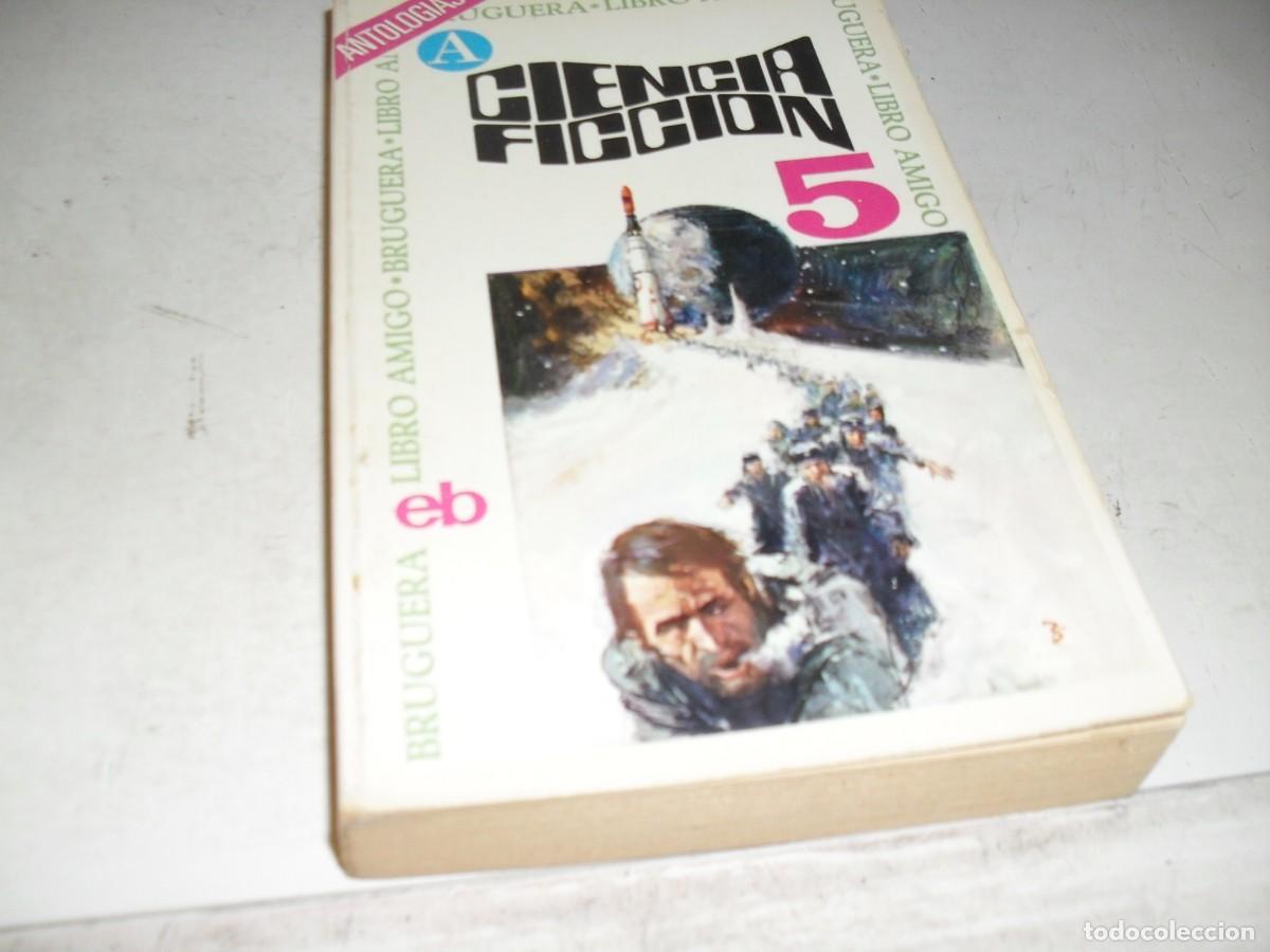 Tebeos: BRUGUERA LIBRO AMIGO 205:CIENCIA FICCION 5,CON 5 RELATOS COMPLETOS.A&Ntilde;O 1974.BE