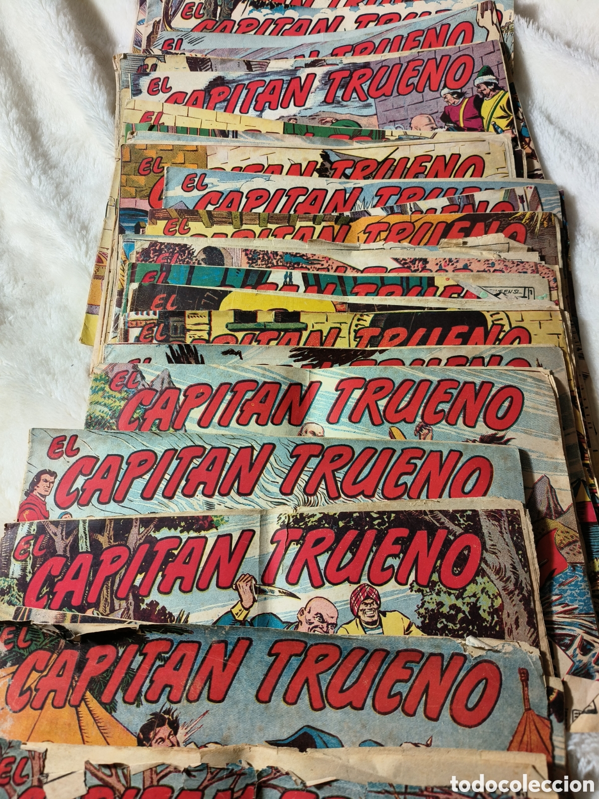 Tebeos: Lote 35 comics Capitan Trueno de Bruguera - Foto 2